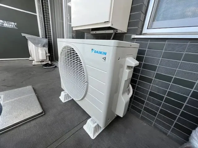 🟣梅雨の時期こそ室外機を守りましょう🟣